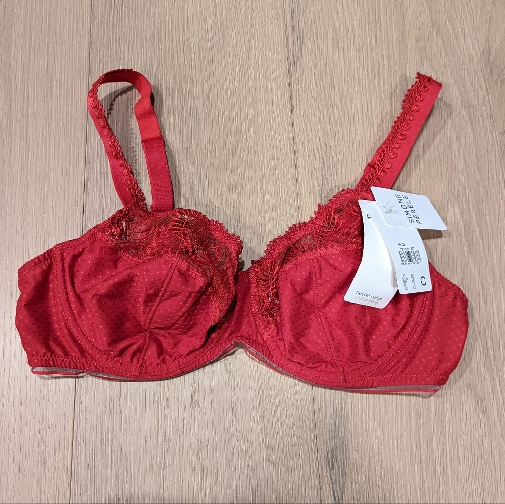 Elegant Red Lace Bra